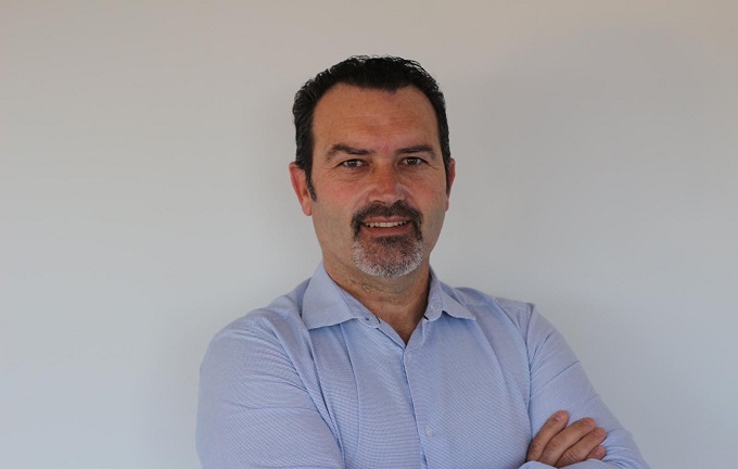 Eduardo Martínez