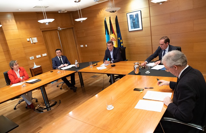 Reunión del comité de expertos con el presidente de la Xunta, Alberto Núñez Feijóo