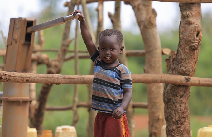 Proyecto de rehabilitación y mantenimiento de pozos en Uganda