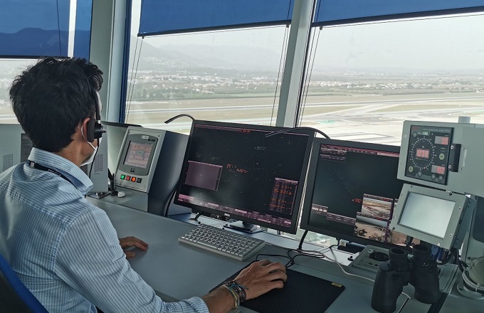 Enaire colabora en la inserción laboral de personas con discapacidad en el sector aeronáutico