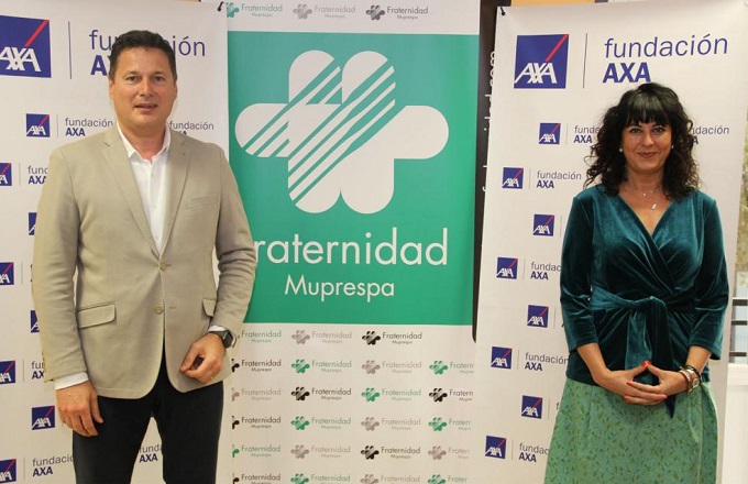 Josep Alfonso, director general de la Fundación AXA, y Natalia Fernández Laviada, subdirectora general de Prevención, Calidad y Comunicación de Fraternidad-Muprespa