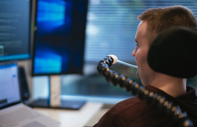Microsoft se compromete a mejorar la accesibilidad de su tecnología y el empleo de personas con discapacidad