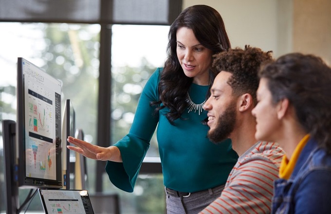 Microsoft forma y certifica en Power Platform y Power Apps a 300 españoles