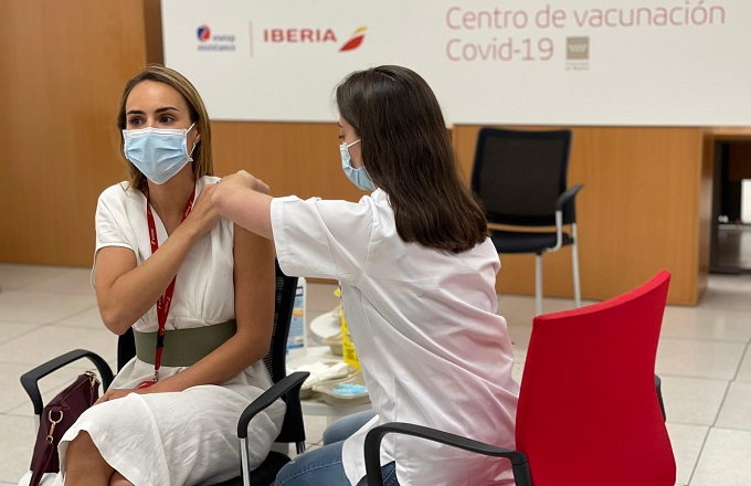 Iberia y Europe Assistance comienzan a vacunar contra el covid-19