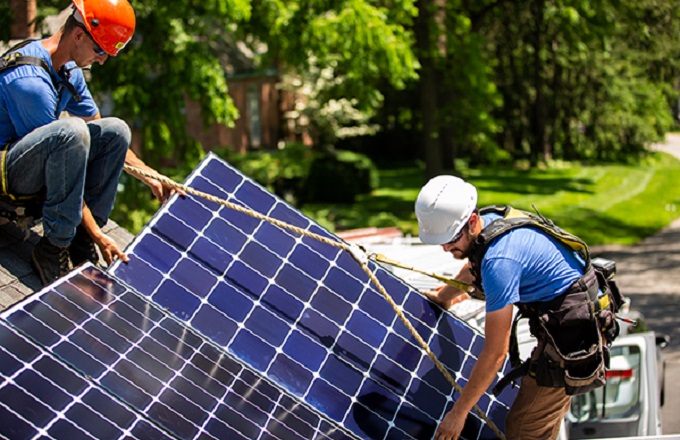 LG se compromete a obtener toda su energía de fuentes renovables en 2050
