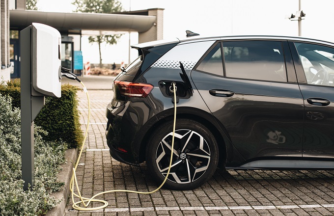 Capgemini solo encargará vehículos híbridos y eléctricos para su flota corporativa