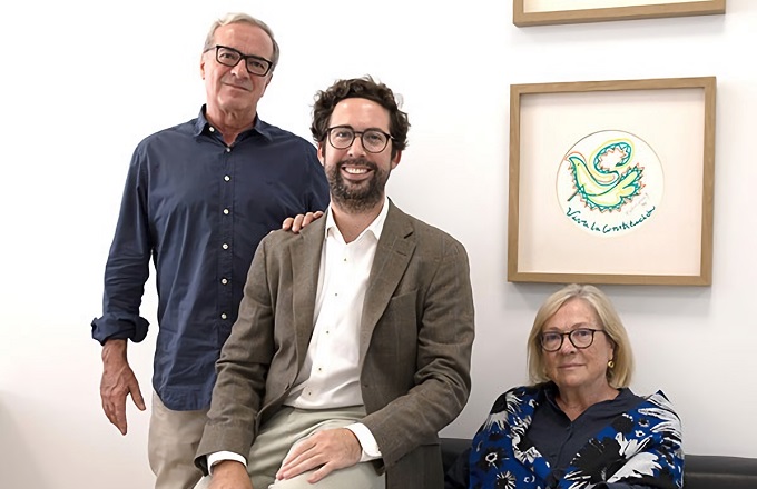 Jesús Pérez Martín, en el centro, con María Jesús y Jesús Pérez Ruiz de Valbuena
