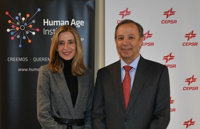 Loles Sala, directora de Human Age Institute y directora de Talento y Cultura región mediterránea de ManpowerGroup, y Carlos Morán, director de RRHH y Organización de Cepsa
