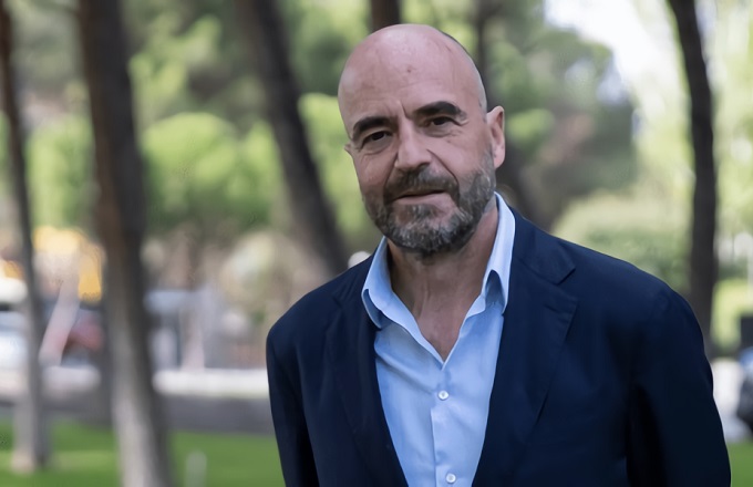 Javier Díaz-Giménez, titular de la nueva cátedra