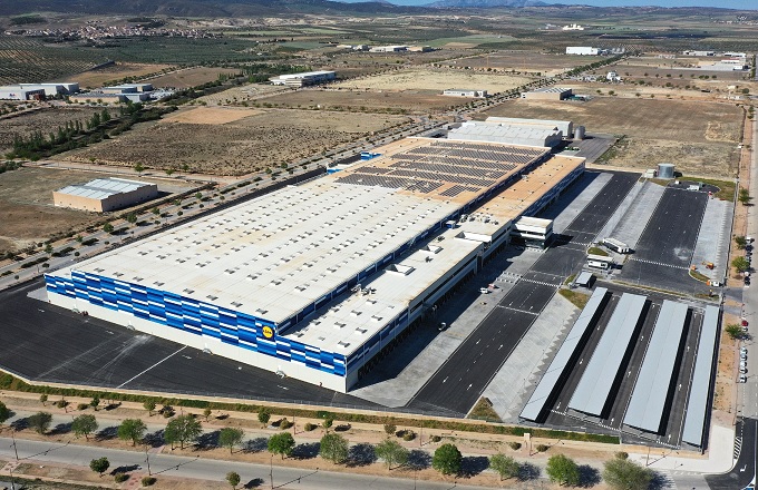 Lidl crea 250 nuevos empleos y duplica su capacidad logística en Andalucía