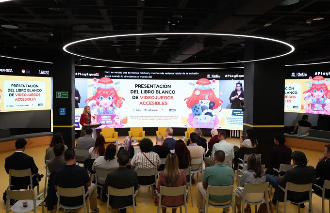 Acto de presentación del Libro Blanco de Accesibilidad para Desarrolladores en el Hub de Por Talento Digital de Fundación ONCE