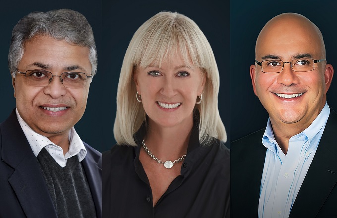 Dipto Chakravarty (izda.), Mary Wells y Dilip Upmanyu