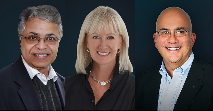 Dipto Chakravarty (izda.), Mary Wells y Dilip Upmanyu