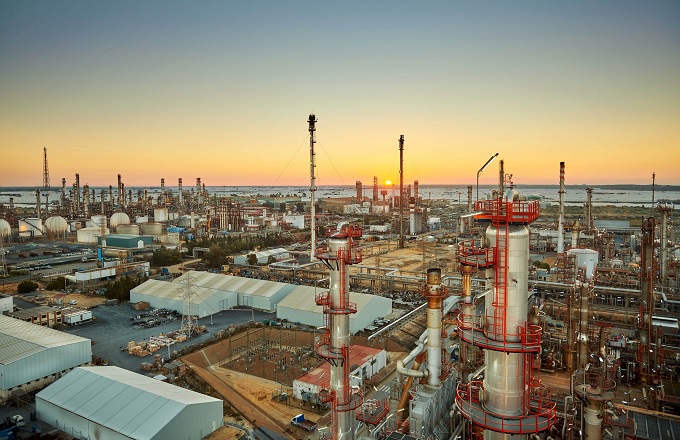 Cepsa evitó la emisión de más de 3.000 toneladas de CO2 en sus centros industriales de Andalucía