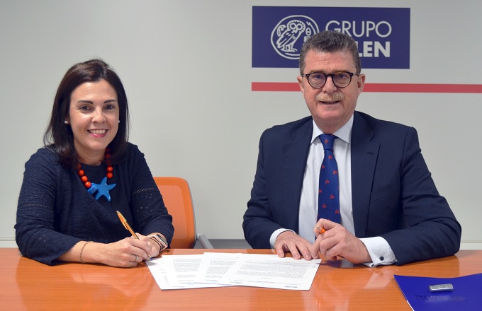 Cristina Campo, responsable de alianzas del área de Empleo e Inclusión Social de Fundación Santa María la Real, y Manuel Jesús Murciano, director corporativo del área de Recursos Humanos del Grupo Eulen