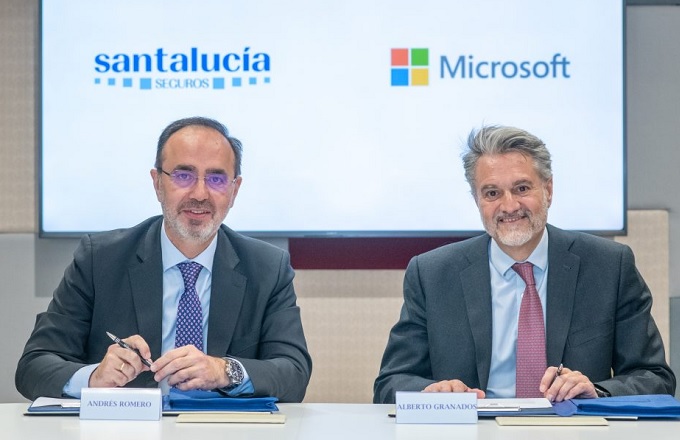 Andrés Romero, consejero director general de Santalucía, y Alberto Granados, presidente de Microsoft en España