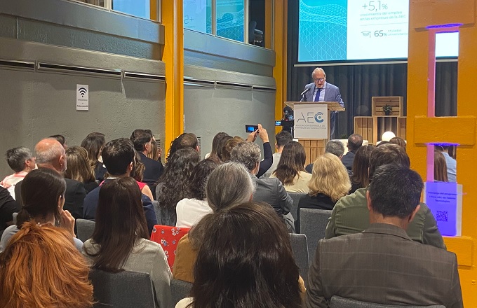 Las empresas pertenecientes a la AEC aumentaron un 5 % sus plantillas en 2023