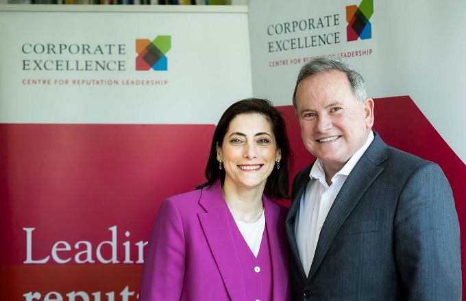 M.ª Luisa Martínez Gistau y Eduardo Navarro, presidentes entrante y saliente de Corporate Excellence