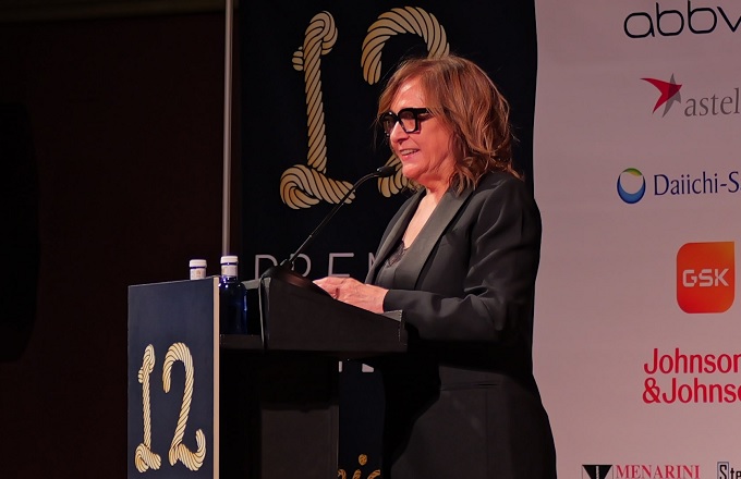 Isabel Castillejo, directora del área médica de L'Oreal Dermatological Beauty, en la entrega de los premios GEPAC 