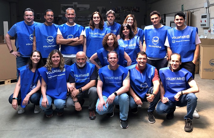 Voluntarios de Nationale-Nederlanden en Banco de Alimentos