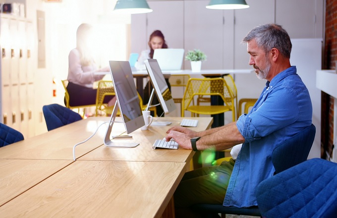 Andalucía Activa facilitará la contratación laboral de 3.000 desempleados mayores de 45 años