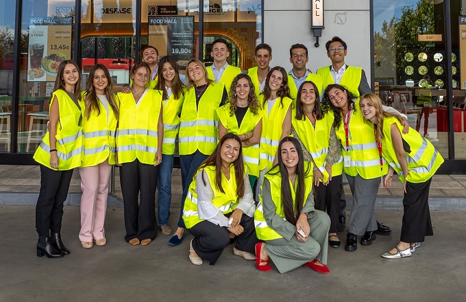 Cepsa incorpora a 18 jóvenes a sus oficinas en Madrid