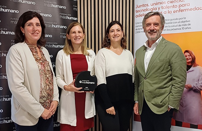 Desde la izquierda: Beatriz Sánchez Guitián, directora general de Fundación máshumano, Ana Valdivielso, directora de RRHH de GSK España,  Ana Palazón, responsable de RRHH de GSK, y Tomás Pereda, subdirector general de Fundación máshumano.