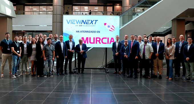 Acto de inauguración de las oficinas de la tecnológica Viewnext en la Región de Murcia 