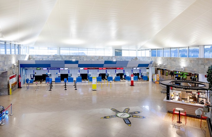 Condenan a la empresa de seguridad del aeropuerto de La Coruña por vulnerar el derecho a la integridad moral de una trabajadora