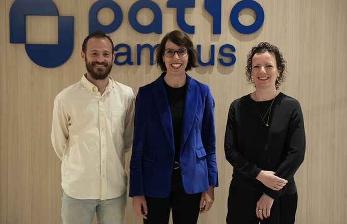 Desde la izquierda: Gabriel Torres Pascual, Tesorero de Patio Campus y CEO de Pascual Innoventures, Suzana Curic, country lead de AWS para España y Portugal, y María Barrié, Secretaria de Patio Campus.