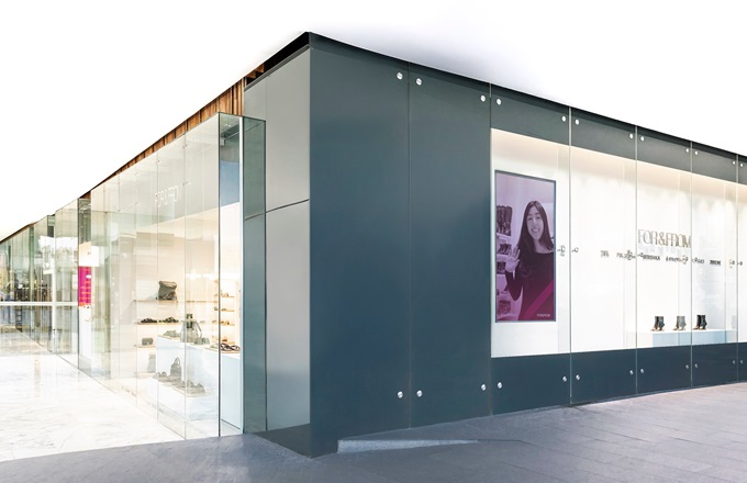 Inditex abre su primera tienda en México para la integración sociolaboral de personas con discapacidad