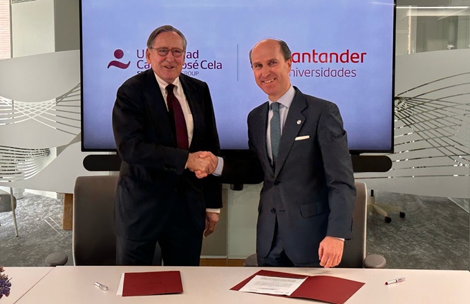 Matías Rodríguez Inciarte, presidente de Santander Universidades, y Jaime Olmedo, rector de la Universidad Camilo José Cela.