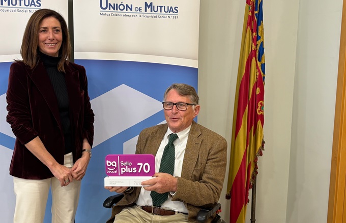 Carmen Barber, directora gerente de Unión de Mutuas, y Francisco Vañó, patrono de la Fundación Bequal