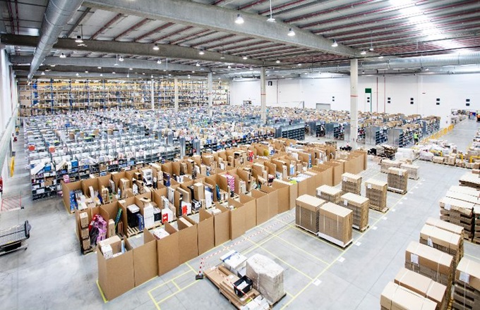 Amazon pone en marcha una nueva estación logística en Málaga