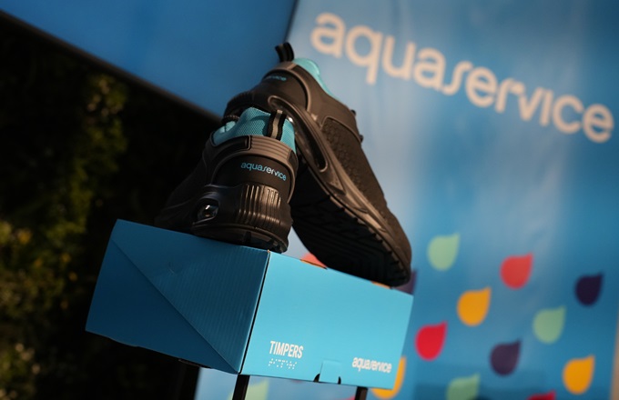 Nuevo calzado de seguridad de los repartidores de Aquaservice