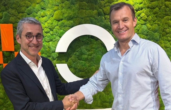 Imagen de Laurent Martinez (izda.) con Meinrad Spenger, CEO de MasOrange