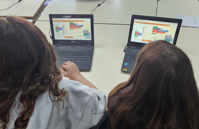 Microsoft fomenta las vocaciones STEM y el uso responsable de la IA entre miles de estudiantes españoles