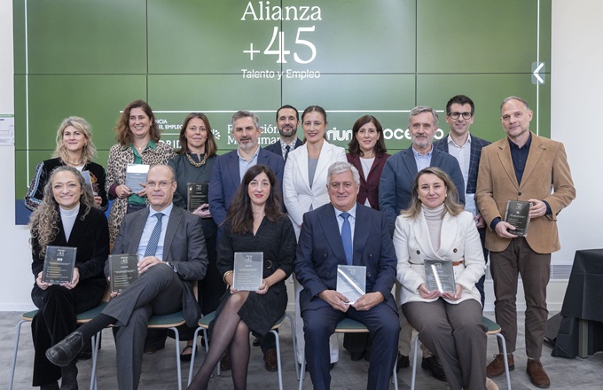 Foto de familia de la Alianza +45