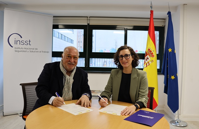 Imagen de Aitana Garí, directora del INSST, y Pere Navarro, director general de Tráfico.