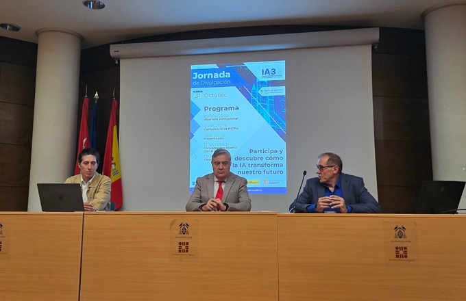 Imagen de la jornada en la que se ha anunciado la renovación de la cátedra.