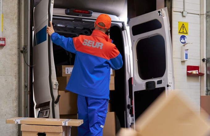Imagen de trabajador de SEUR