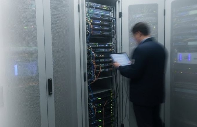 Gestión de talento y escasez de profesionales cualificados, entre los riesgos que amenazarán a las telecos en 2026