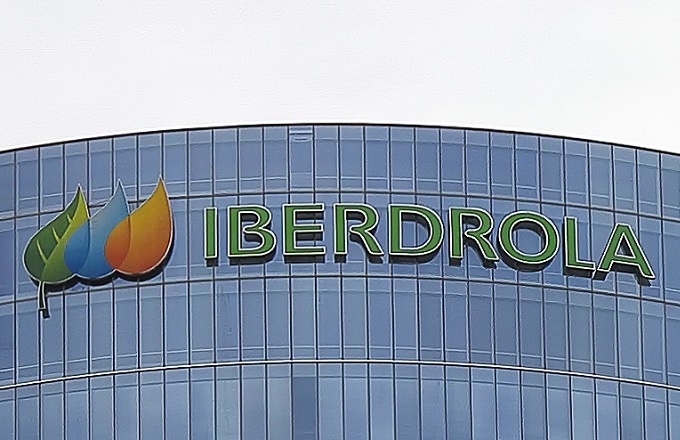 Aenor certifica el uso de la IA generativa en Iberdrola según la norma ISO/IEC 42001