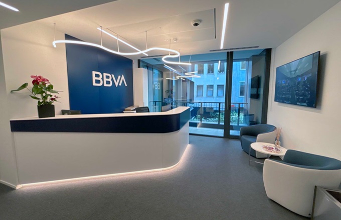 Oficina de BBVA en Milán.