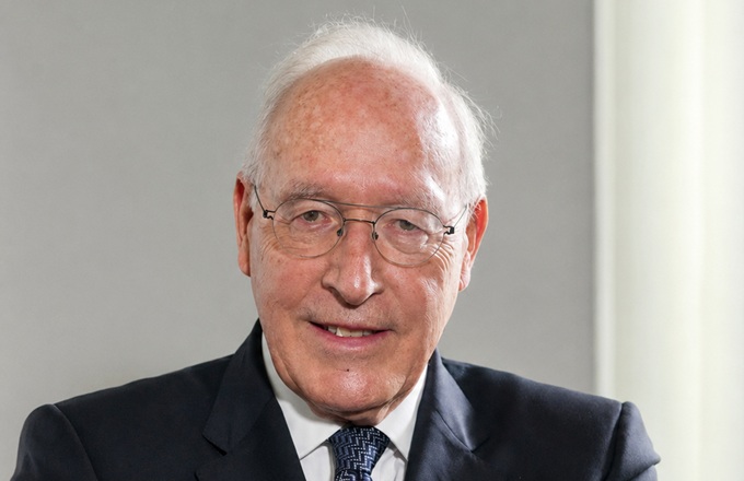 Manuel Pizarro, nuevo presidente del consejo de administración de Sanitas Seguros