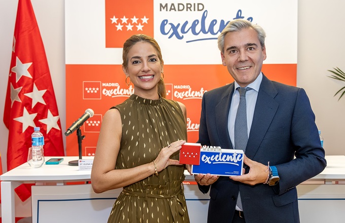 Elena Mantilla, directora general de Madrid Excelente, y Constantino Perea Lobo, director territorial centro de Asepeyo