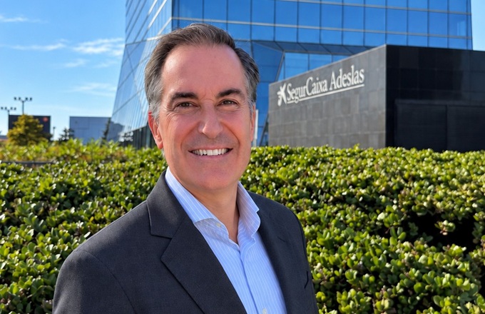 Carlos Olave, director de personas y de comunicación de SegurCaixa Adeslas