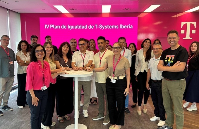 Firma del cuarto convenio colectivo de T-Systems ITC Iberia
