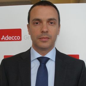Roberto Villar
