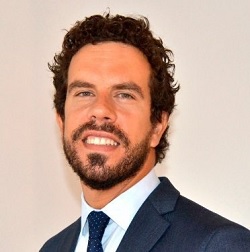 José Oreiro José Oreiro